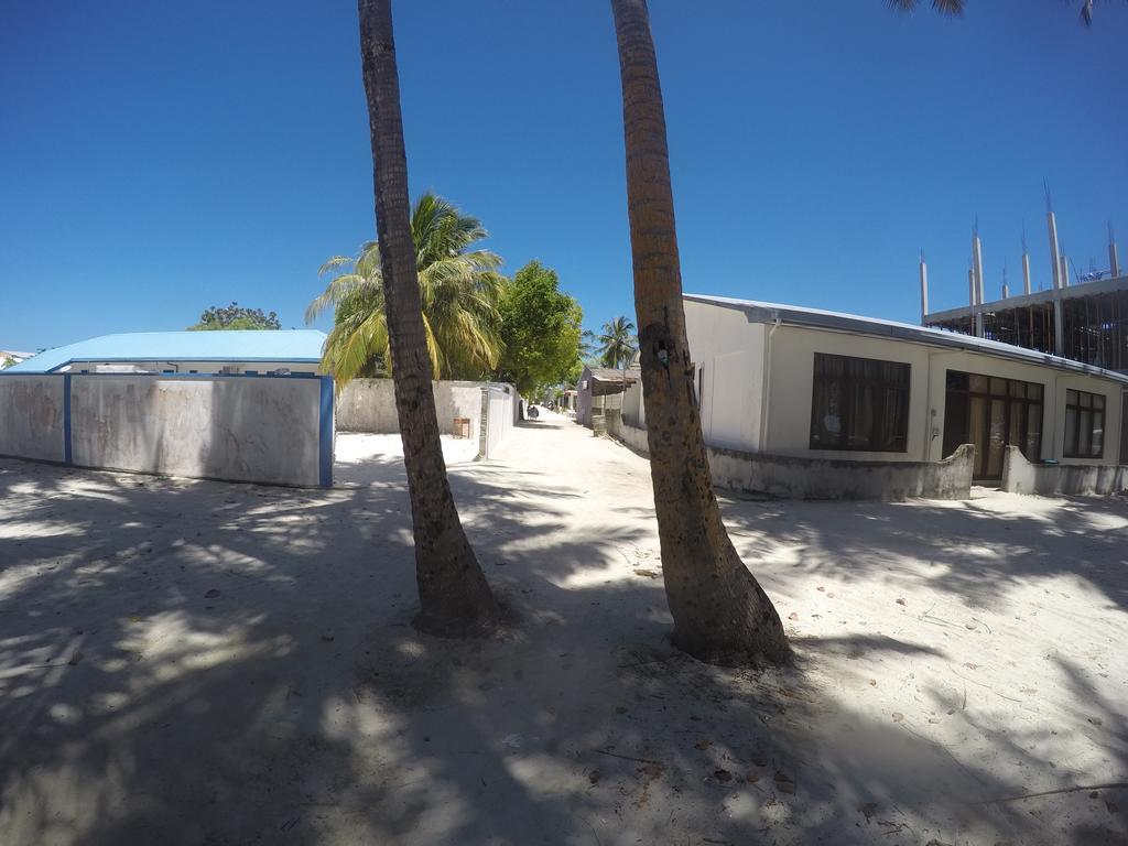 Maldives Seashine Hotell Huraa Eksteriør bilde