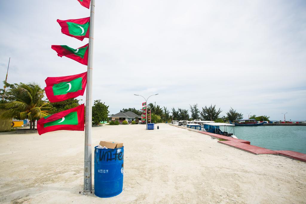 Maldives Seashine Hotell Huraa Eksteriør bilde