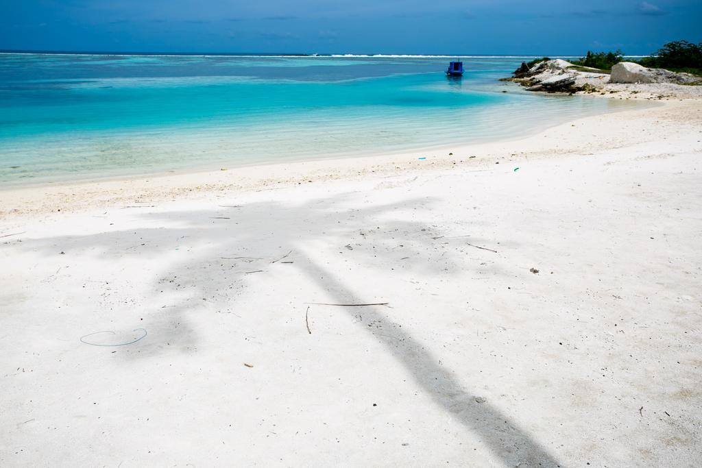 Maldives Seashine Hotell Huraa Eksteriør bilde