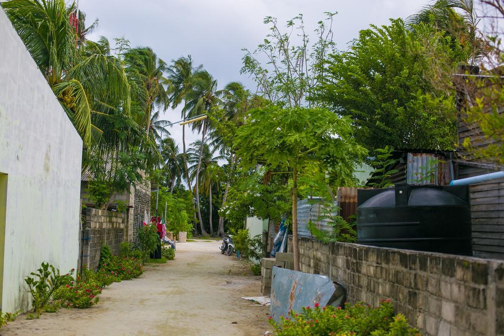 Maldives Seashine Hotell Huraa Eksteriør bilde
