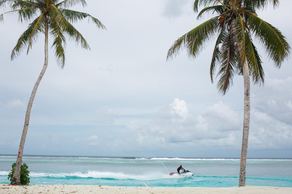 Maldives Seashine Hotell Huraa Eksteriør bilde