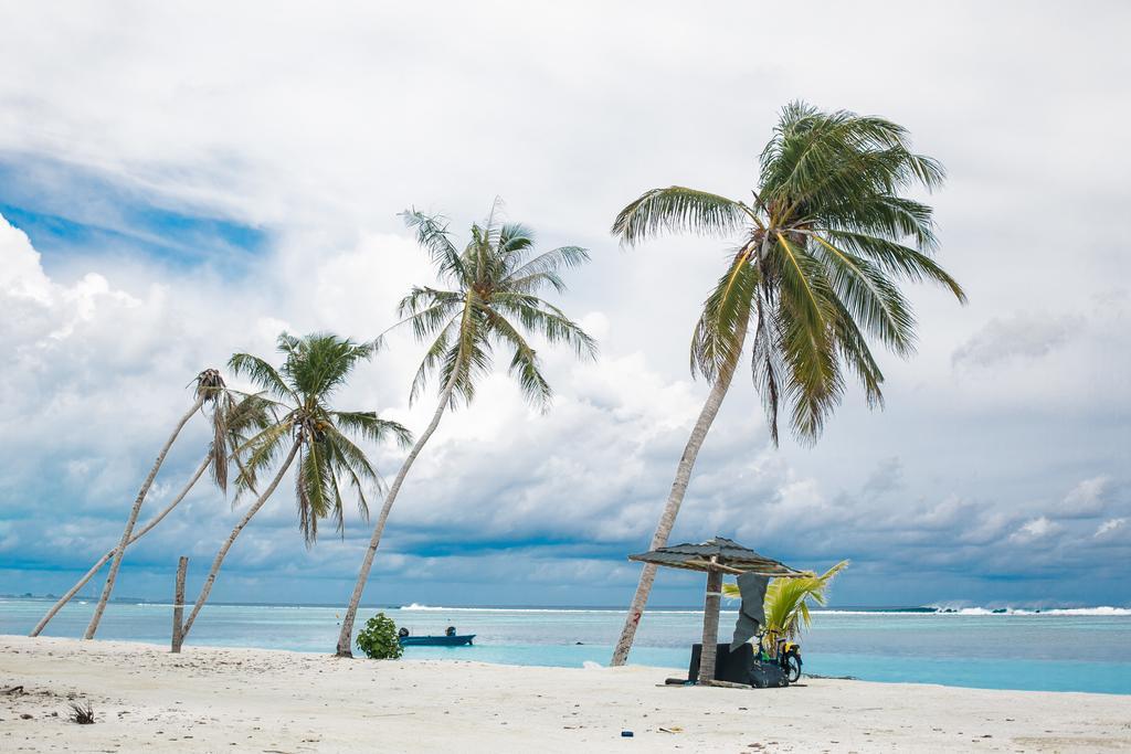 Maldives Seashine Hotell Huraa Eksteriør bilde
