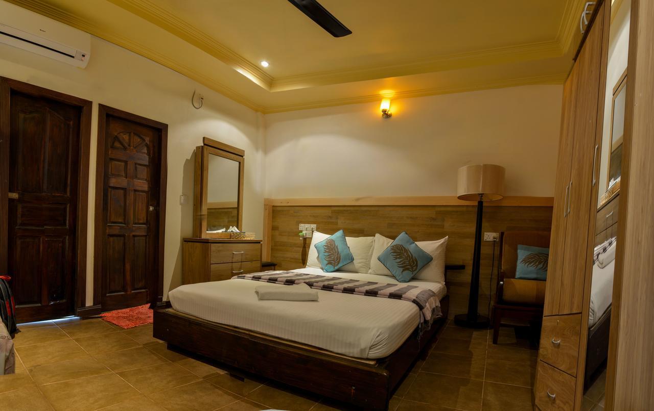 Maldives Seashine Hotell Huraa Eksteriør bilde
